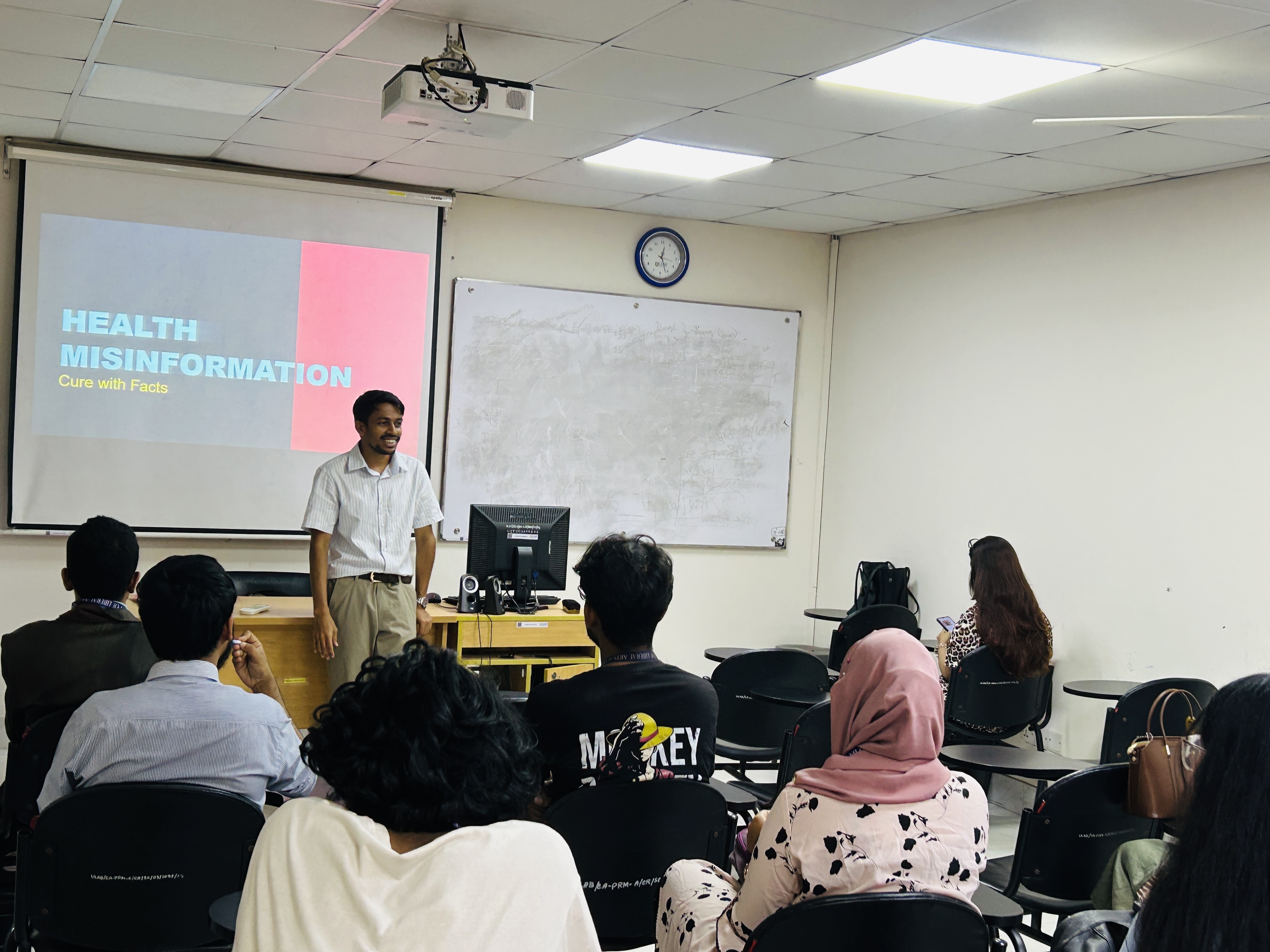 Miraz facilitating a Cure with Facts session with undergraduate students